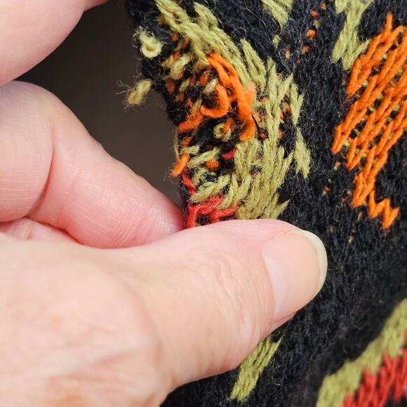 VTG Cabin Creek crew sweater floral black gold rust size Large AS IS - Picture 5 of 5